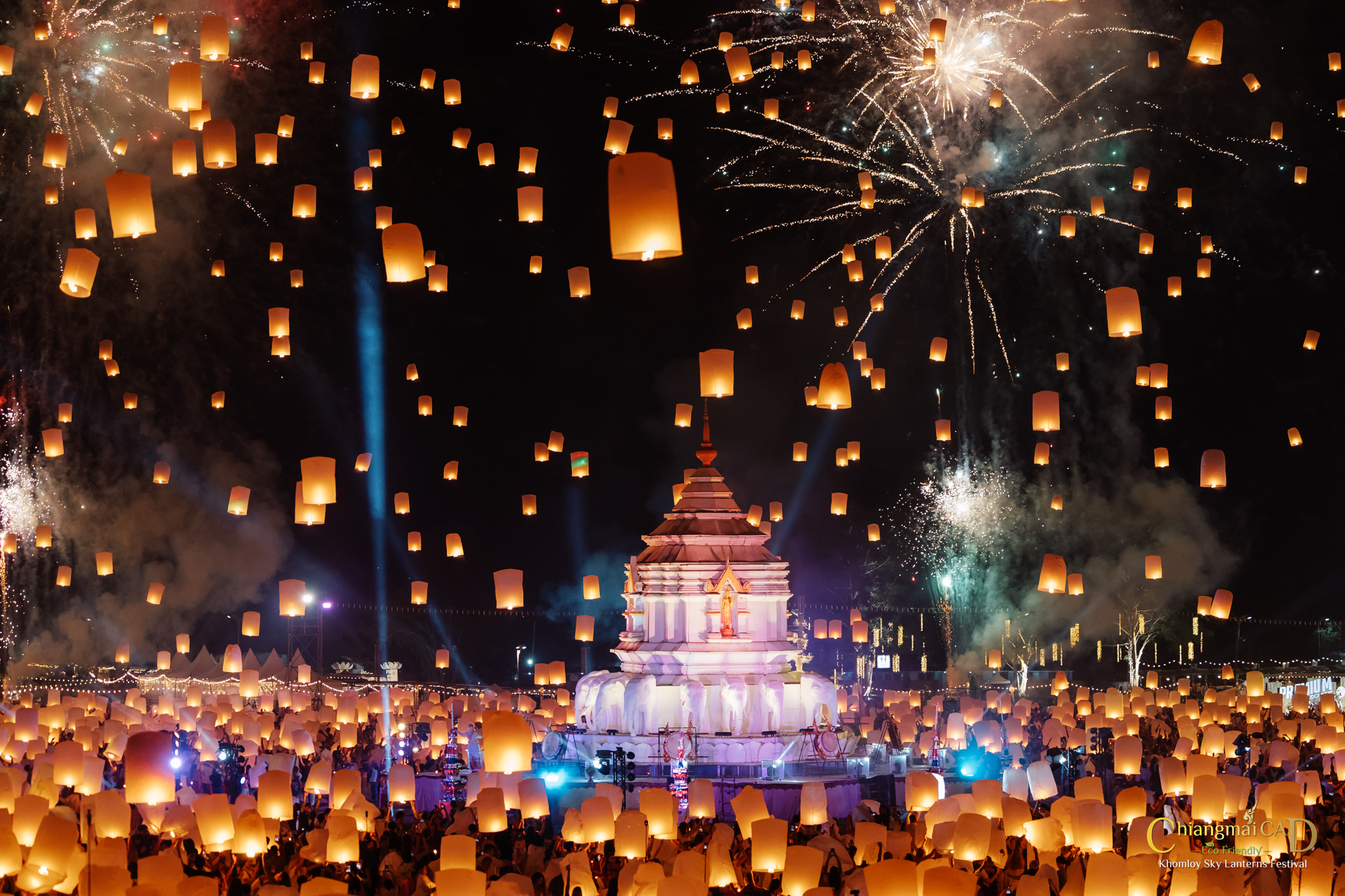 The biggest lantern festival in Chiang Mai